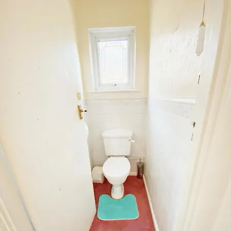 Villa Barking London House Sleeps 11 - Parking - Train Tube - Airport Extérieur photo